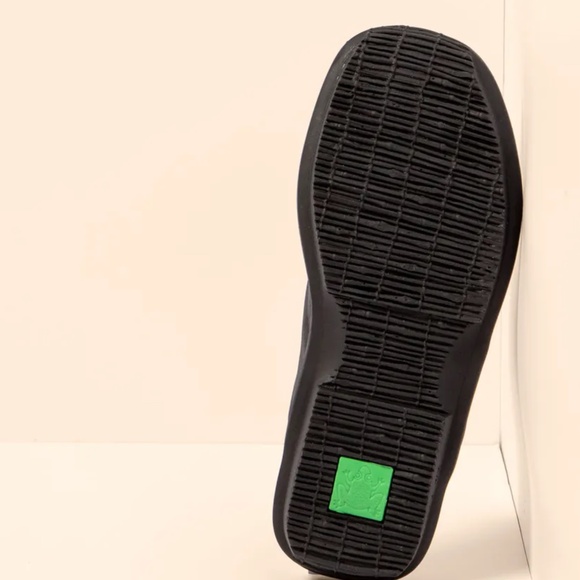 🆕 El Naturalista WAX NAPPA BLACK / MAKISU SANDALS Size - Picture 4 of 12